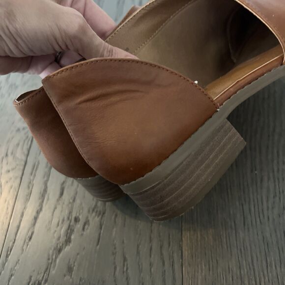 Universal Thread - Women's Wenda Cut Out Bootie Cognac - Size 7.5 - Picture 5 of 8